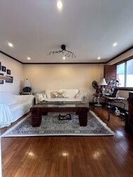 Blk 221 Kovan Green (Hougang), HDB Executive #588314711